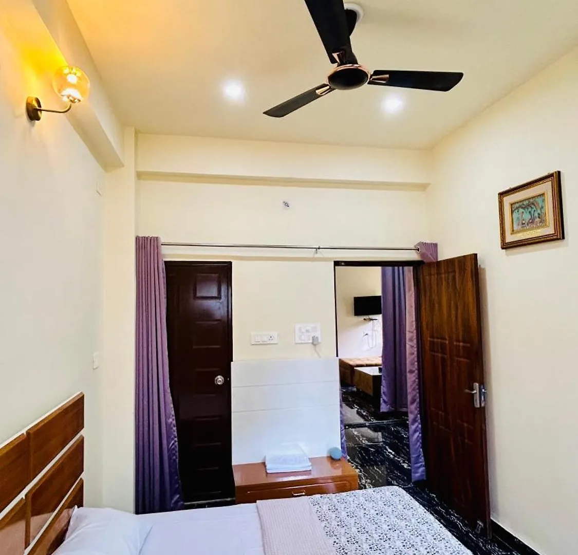 Lägenhet Himaksh Homestay Varanasi